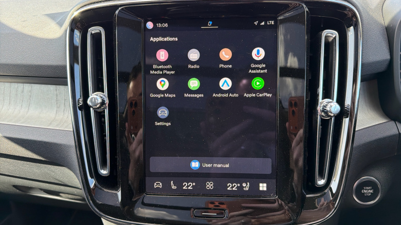 Volvo XC40 2.0 B4P Ultra Dark 5dr Auto Petrol Estate